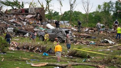 Photo of Deadly tornado strikes Midwest